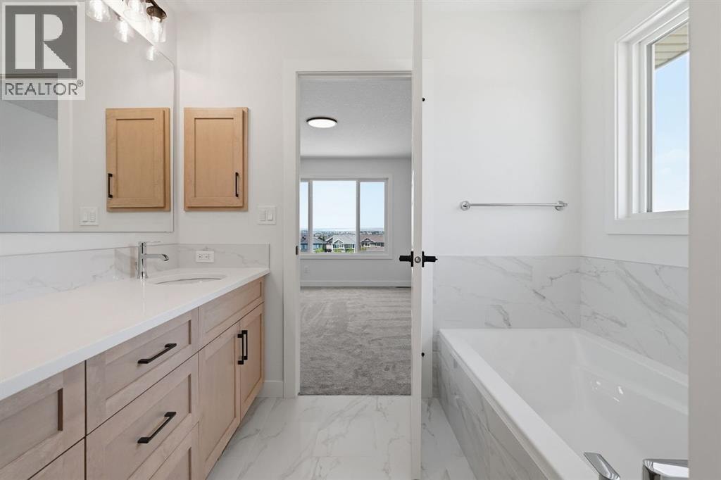 731 Langley Terrace SE — photo 23