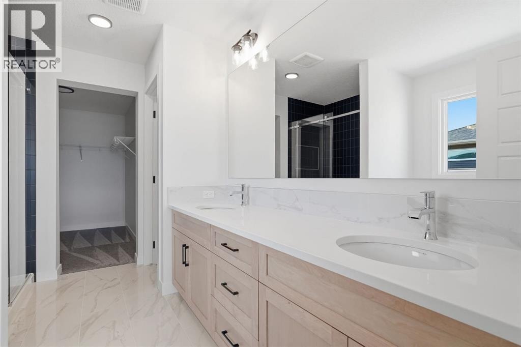 731 Langley Terrace SE — photo 24
