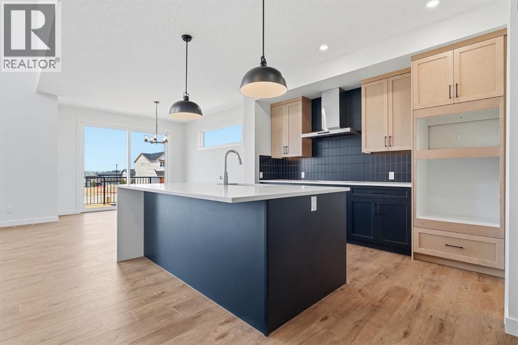 731 Langley Terrace SE — photo 9