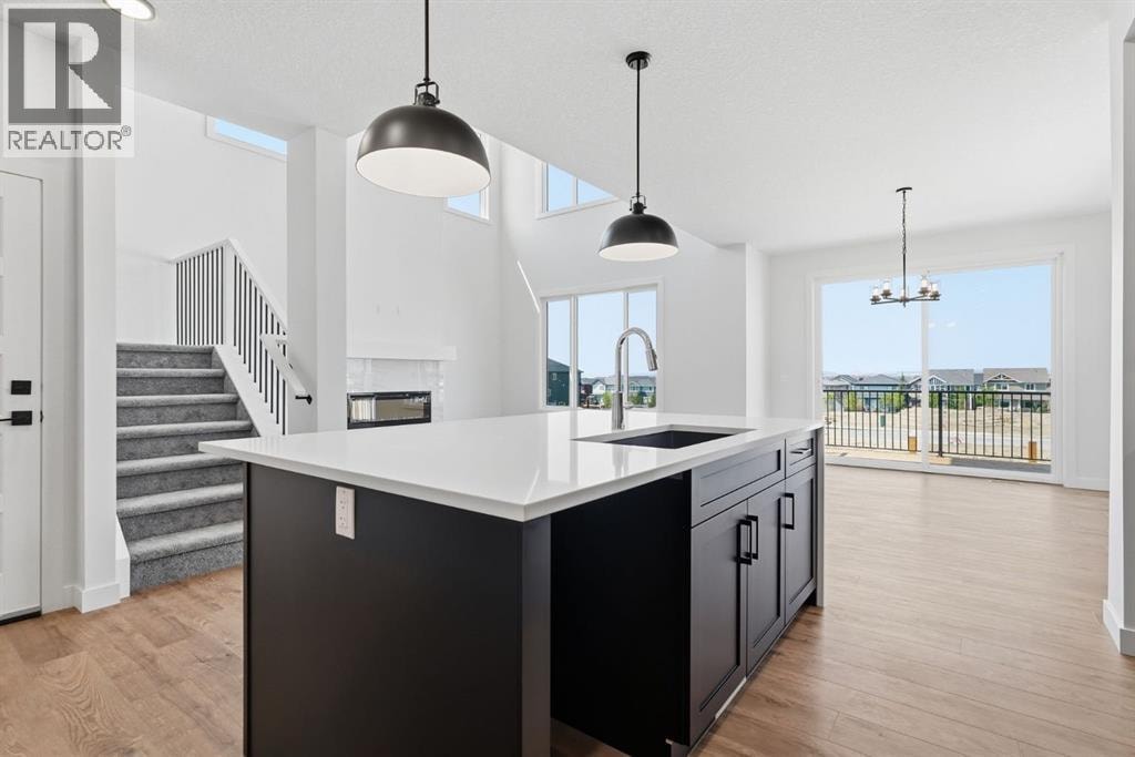 731 Langley Terrace SE — photo 6
