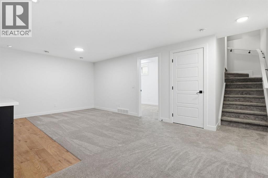 731 Langley Terrace SE — photo 39