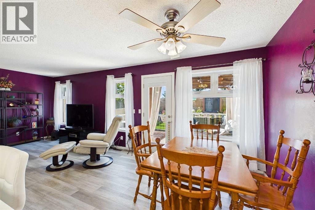 225 Bridlewood Court SW — photo 10