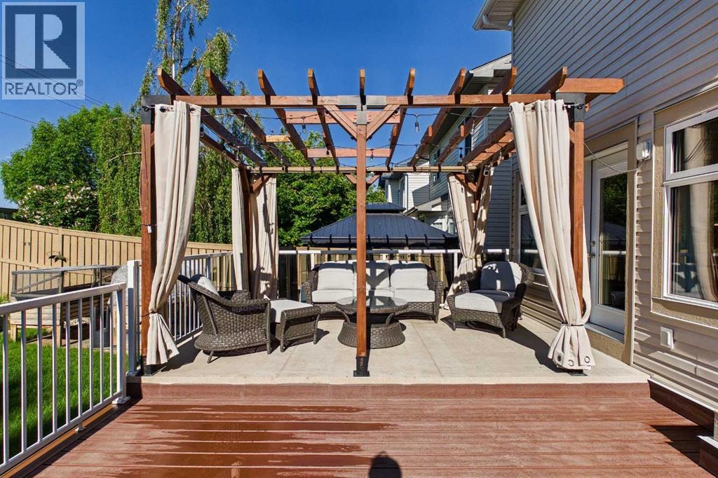 225 Bridlewood Court SW — photo 37