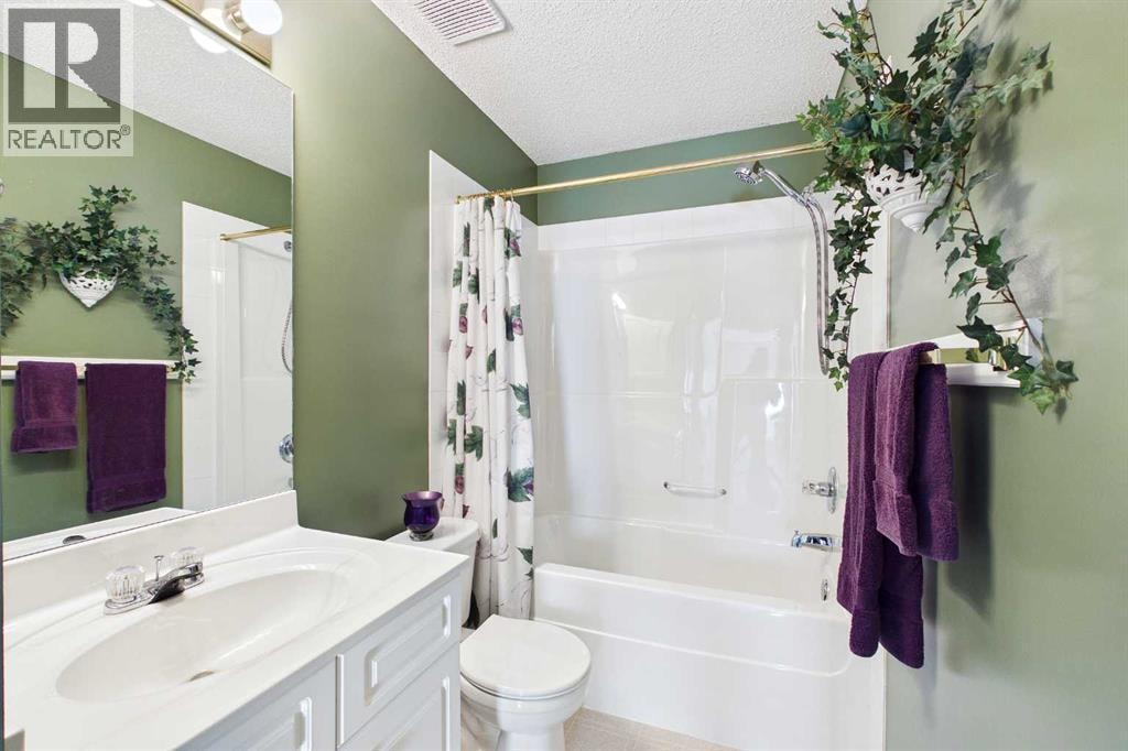 225 Bridlewood Court SW — photo 29
