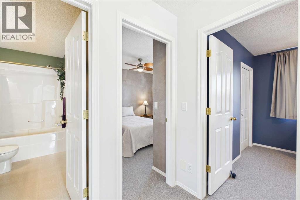 225 Bridlewood Court SW — photo 24