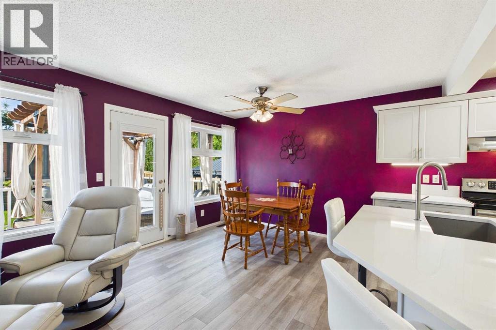 225 Bridlewood Court SW — photo 11