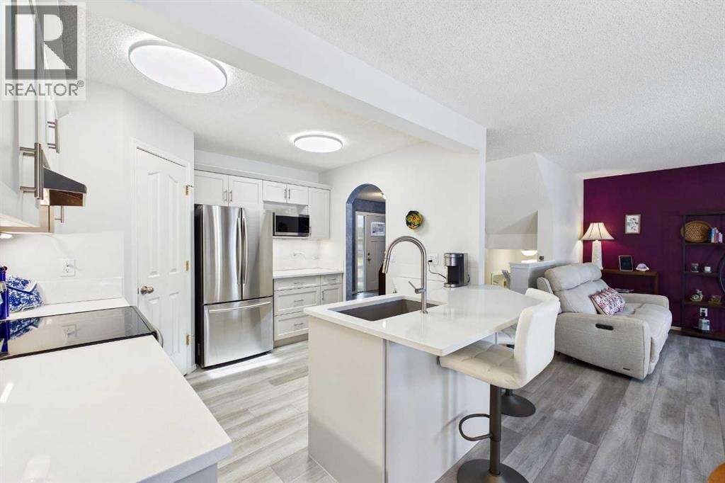 225 Bridlewood Court SW — photo 14
