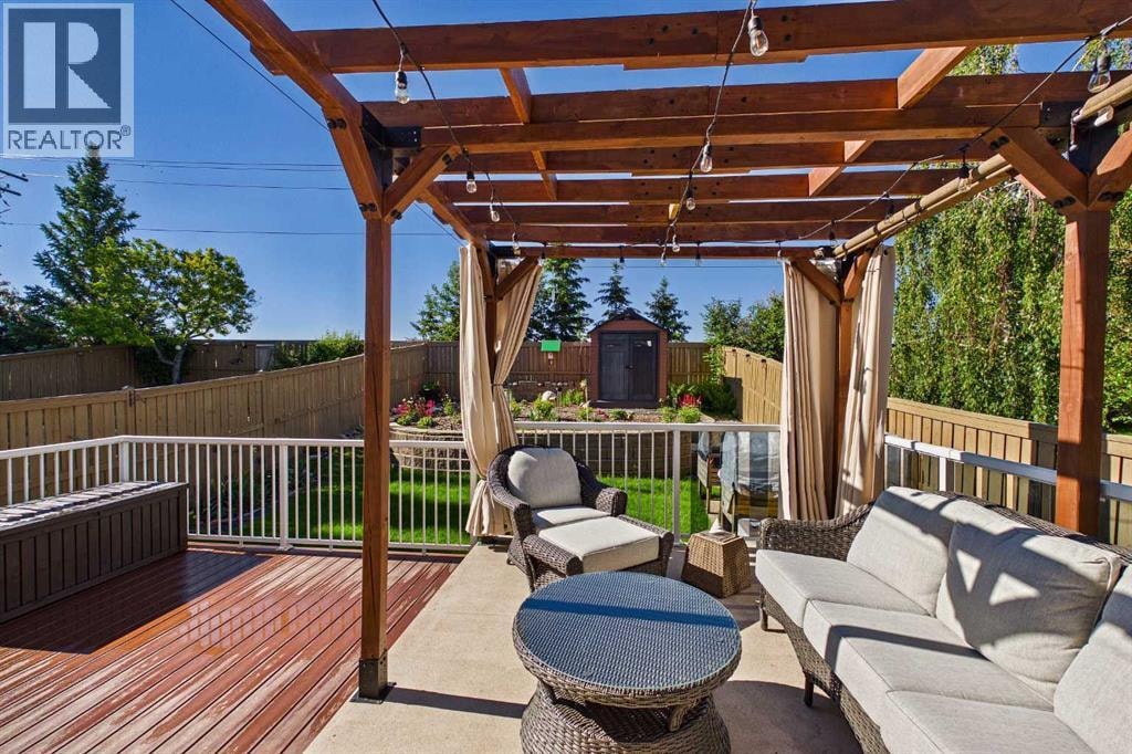 225 Bridlewood Court SW — photo 38
