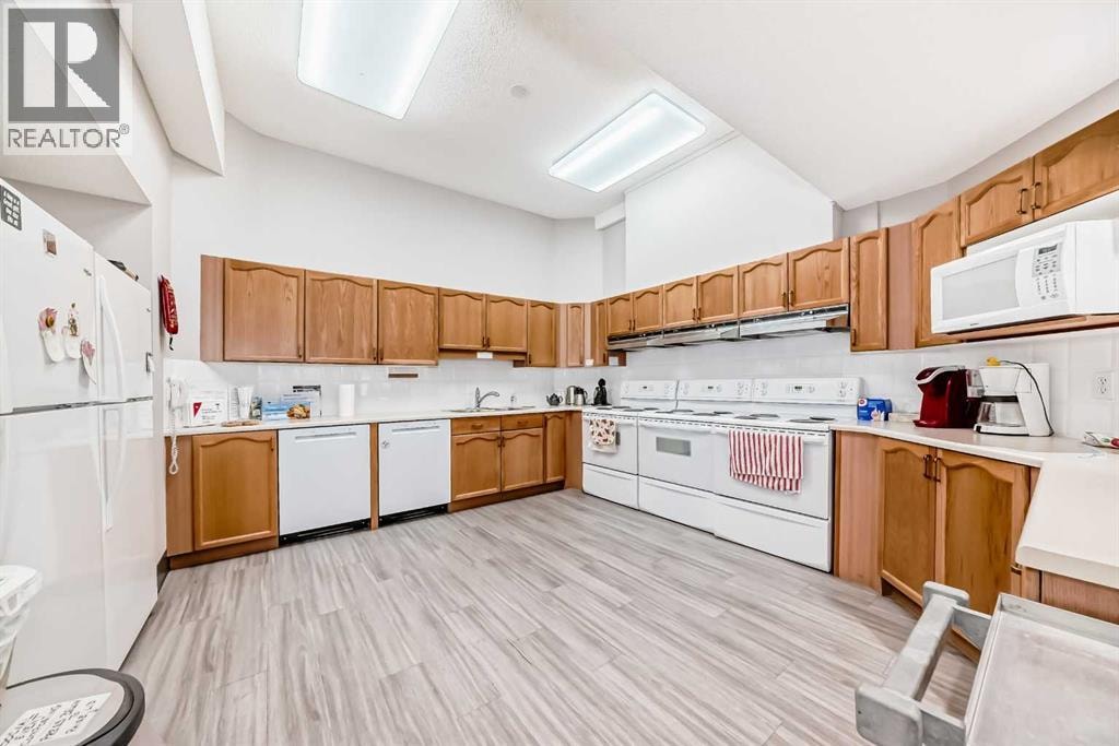 3202 Sienna Park Green SW — photo 40