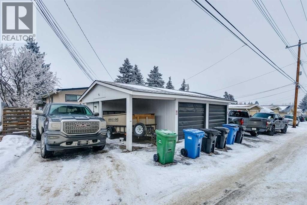 1440 45 Street SW — photo 14