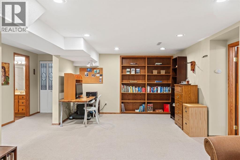 1334 Hamilton Street NW — photo 37
