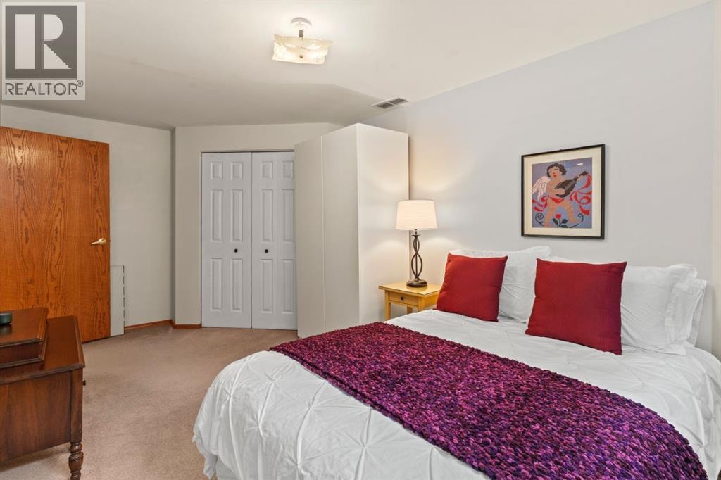 1334 Hamilton Street NW — photo 40