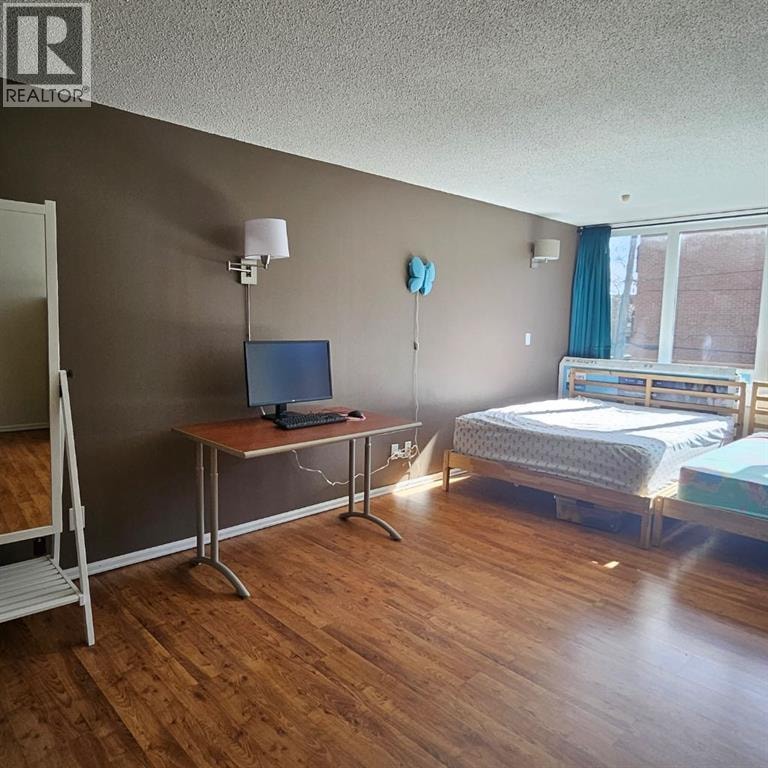 203, 511 56 Avenue SW — photo 11