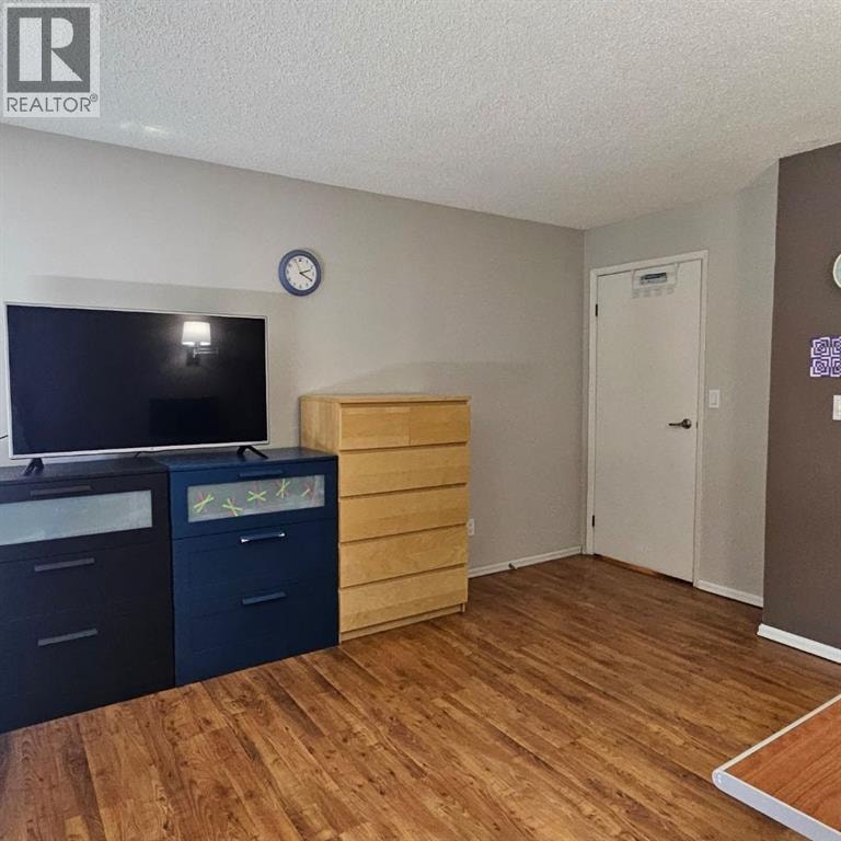 203, 511 56 Avenue SW — photo 12