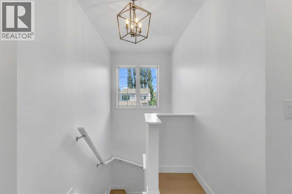 29 Douglas Glen Crescent SE — photo 16