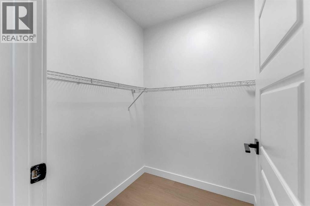 29 Douglas Glen Crescent SE — photo 33