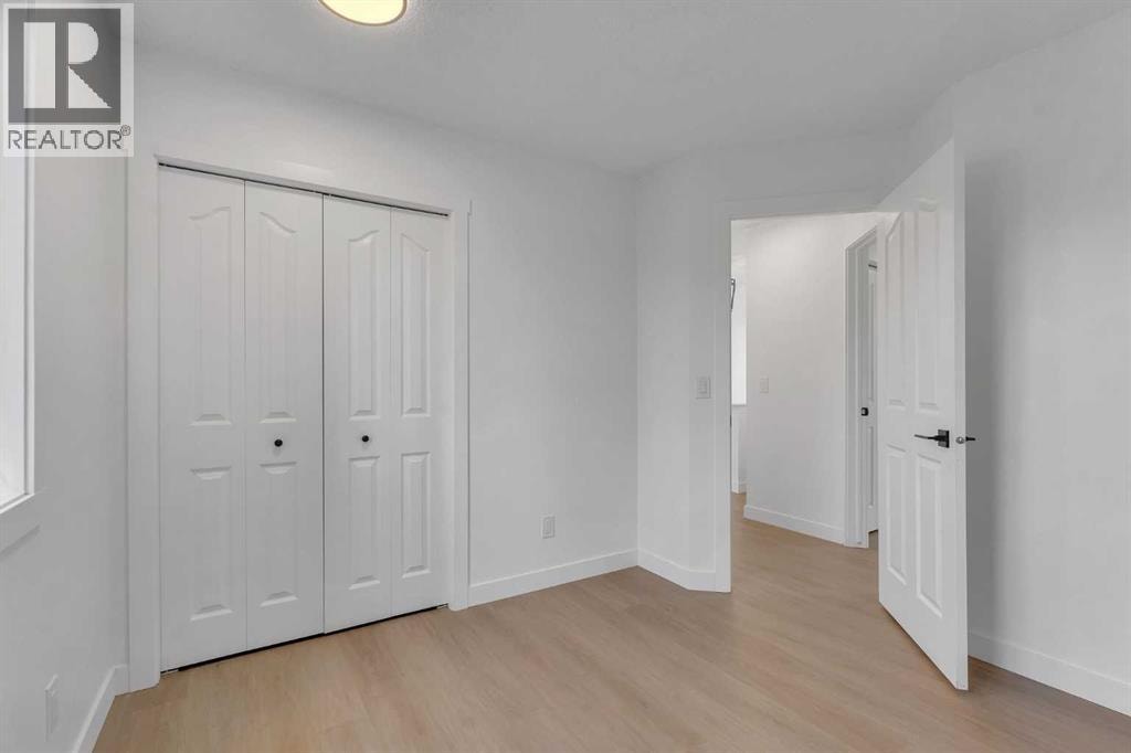 29 Douglas Glen Crescent SE — photo 22