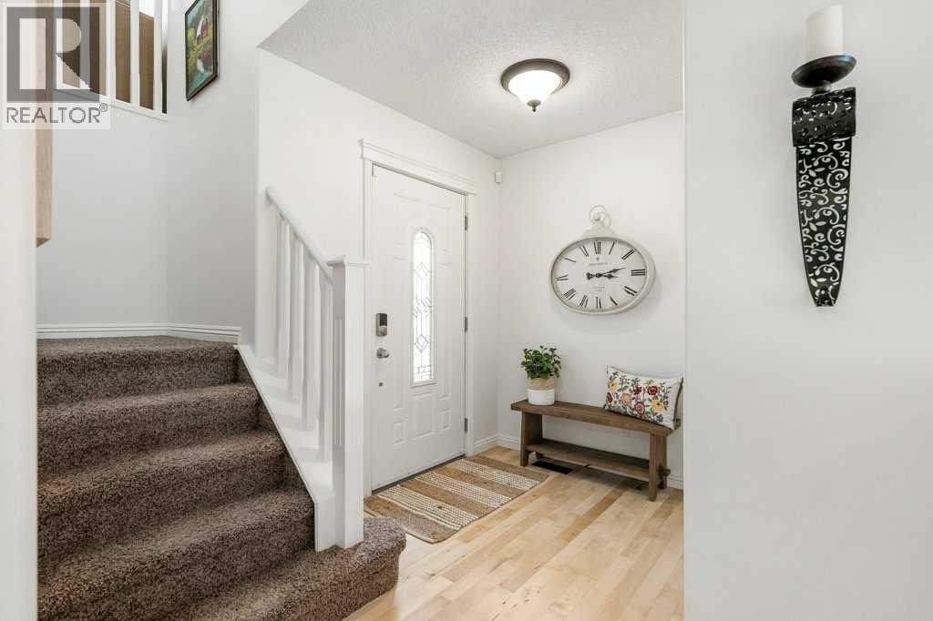 262 Autumn Circle SE — photo 3