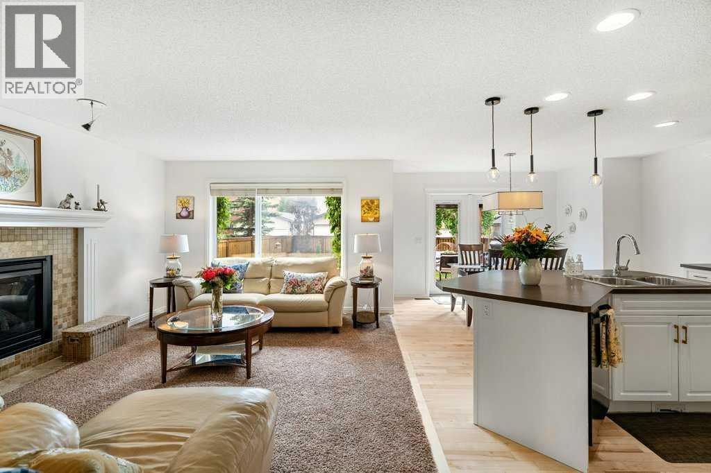 262 Autumn Circle SE — photo 4