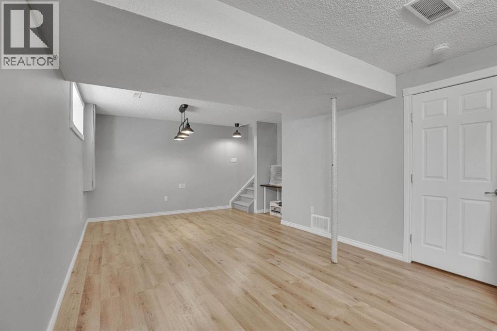255 Citadel Acres Close NW — photo 27