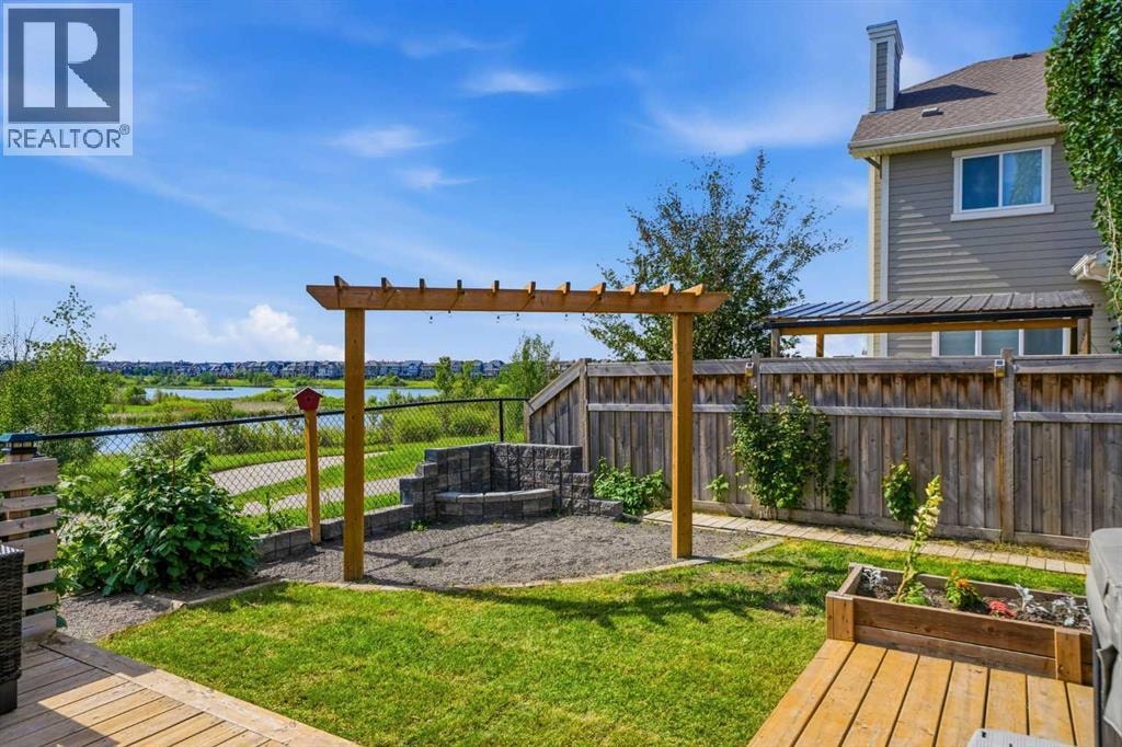 468 Mahogany Boulevard SE — photo 4