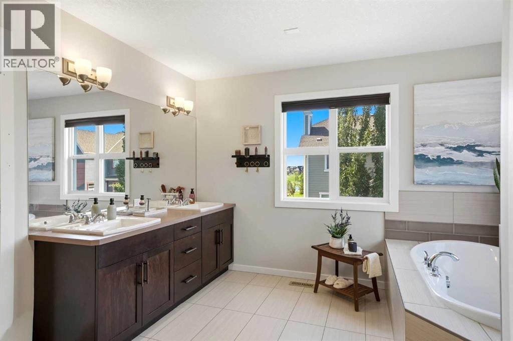 468 Mahogany Boulevard SE — photo 24