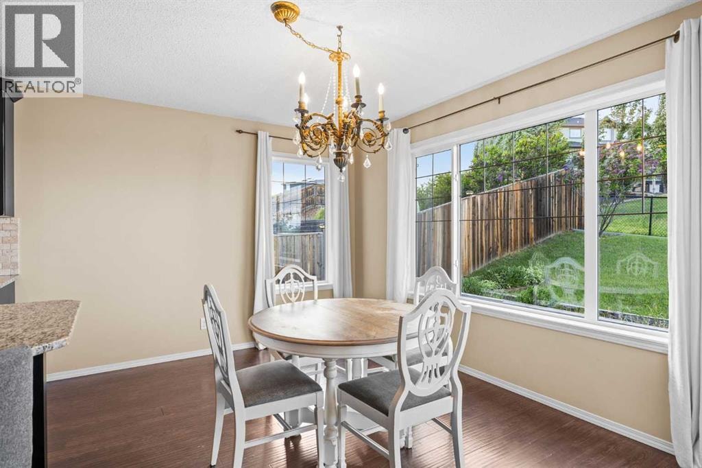 38 Westmount Way — photo 9