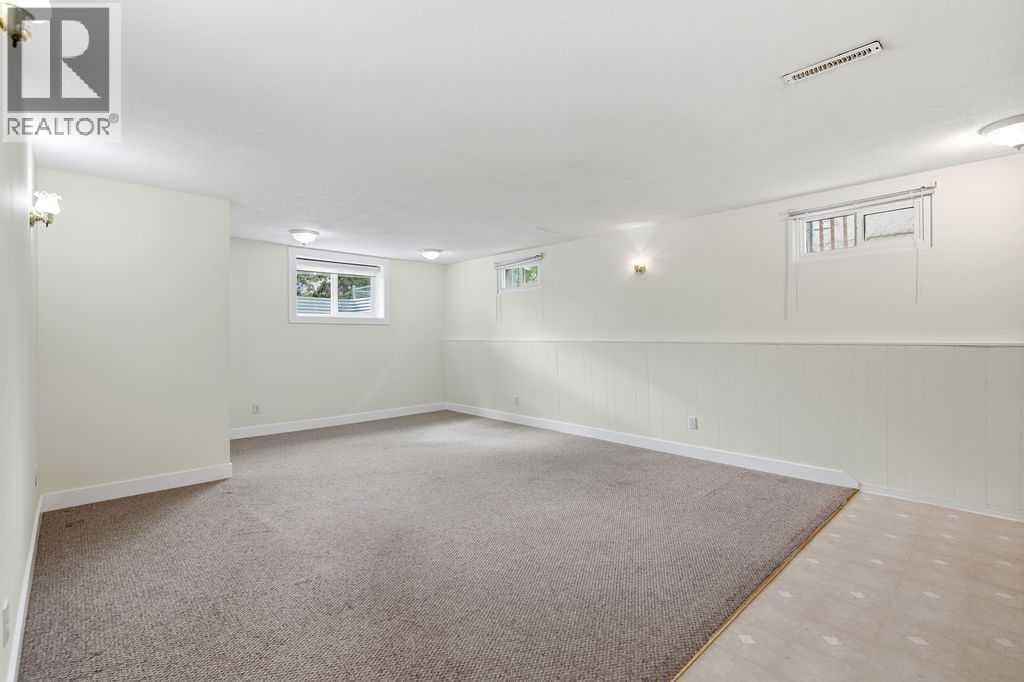 7428 23 Street SE — photo 25