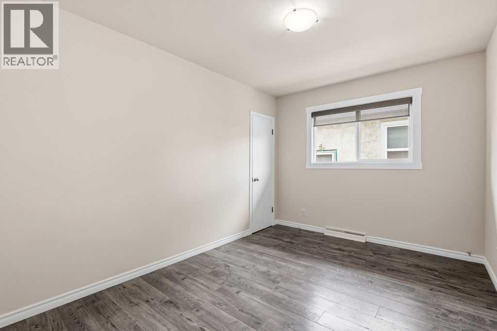 7428 23 Street SE — photo 22