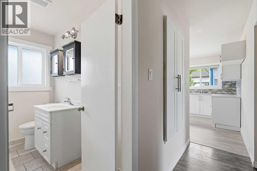 7428 23 Street SE — photo 18