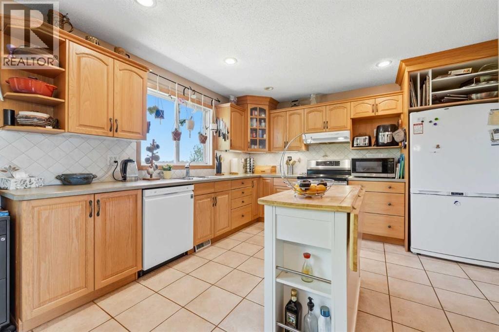 283082 Township Road 254 — photo 9