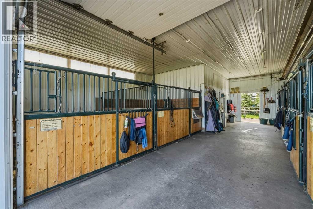 283082 Township Road 254 — photo 48