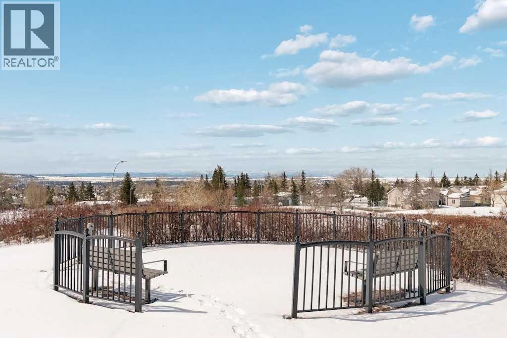 202, 345 Rocky Vista Park NW — photo 30