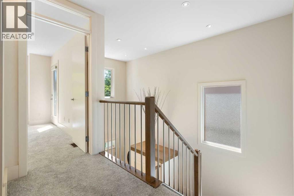 515 9 Street NE — photo 21