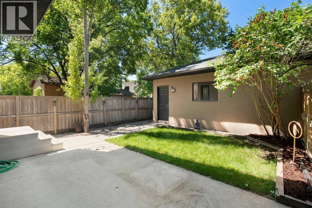 515 9 Street NE — photo 45