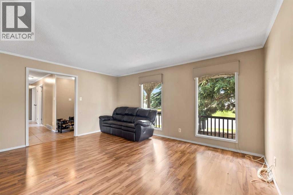 6756 Huntchester Road NE — photo 12