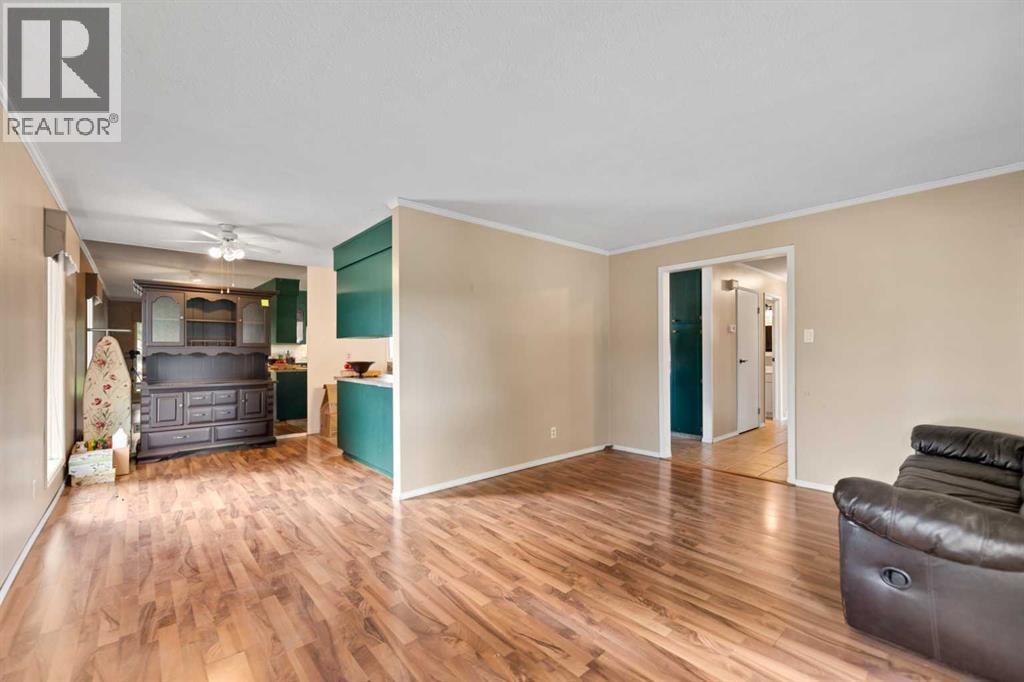 6756 Huntchester Road NE — photo 11