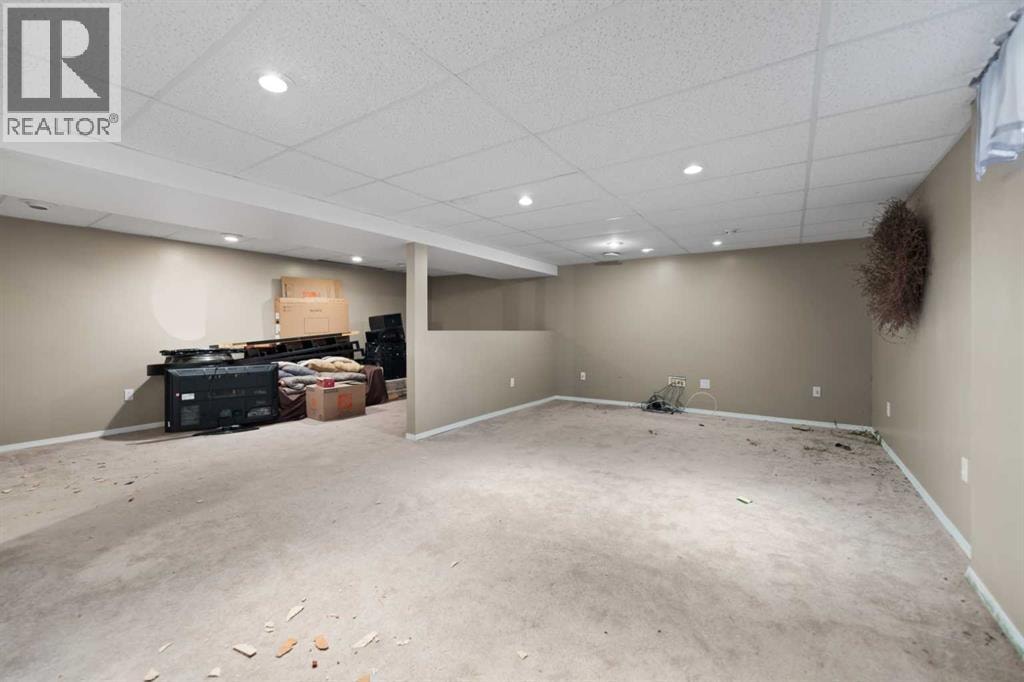 6756 Huntchester Road NE — photo 31