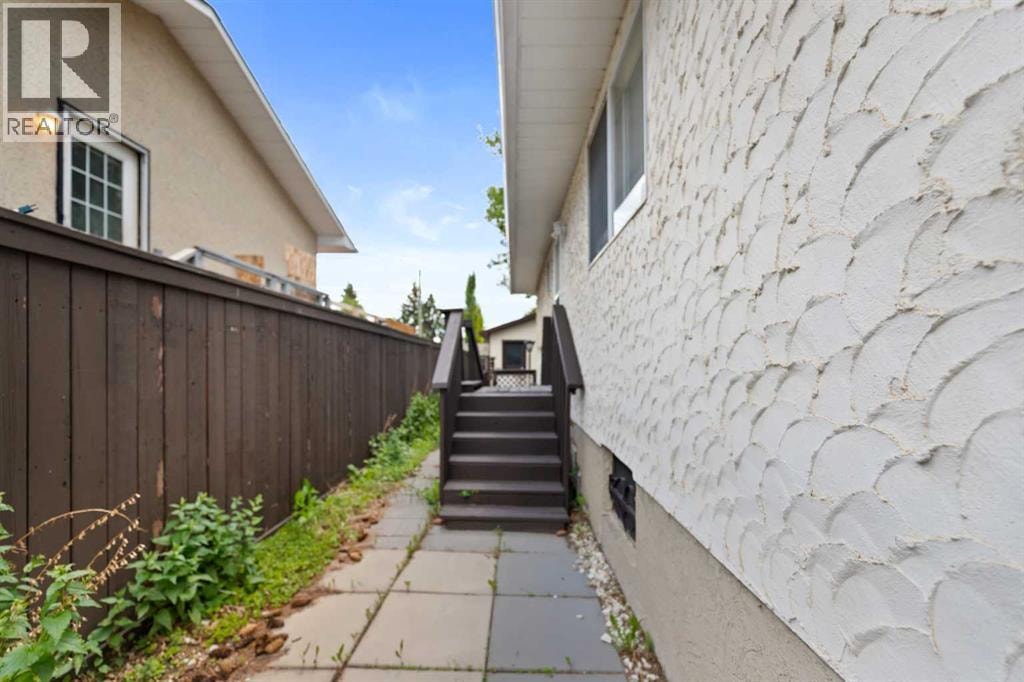 6756 Huntchester Road NE — photo 5