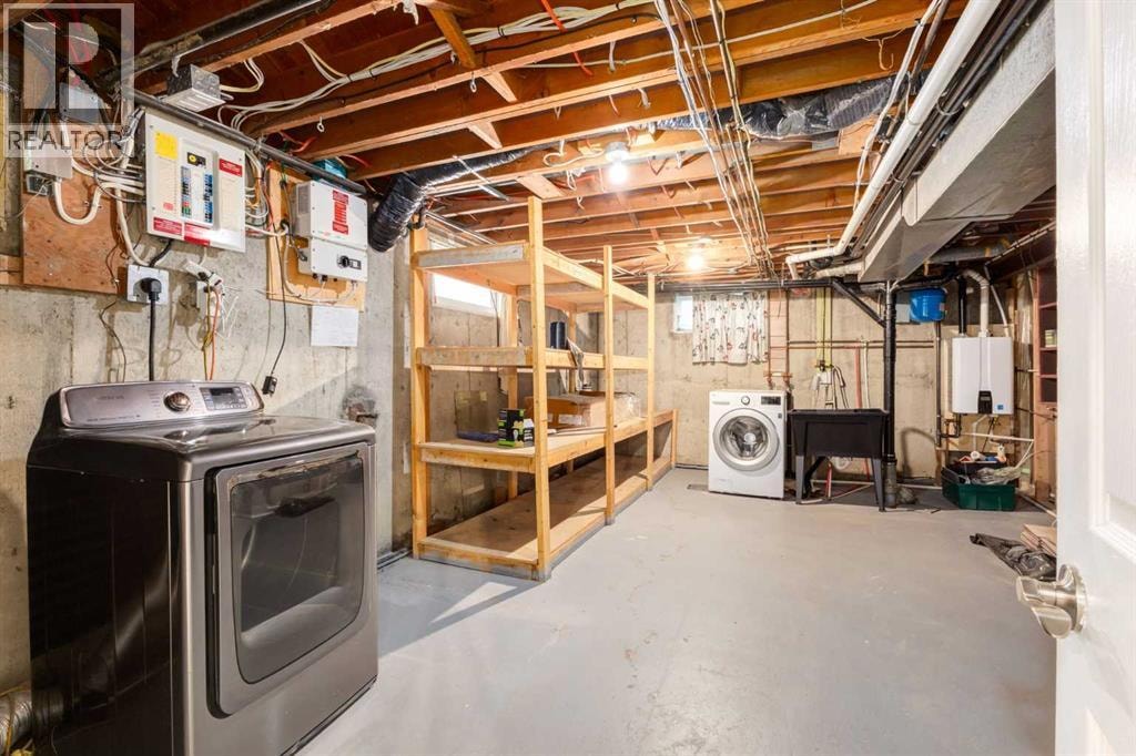 7203 5 Street SW — photo 32