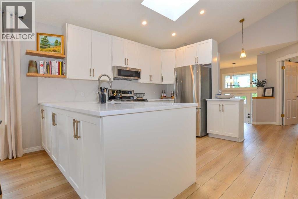 7 Tuscany Valley Road NW — photo 8