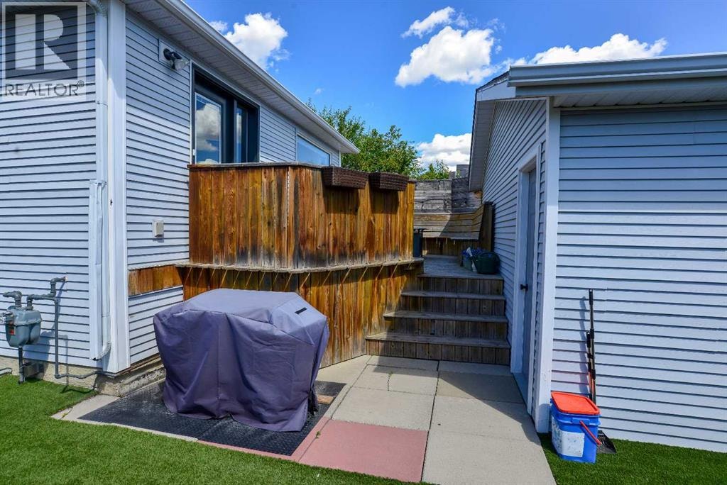 7 Tuscany Valley Road NW — photo 40