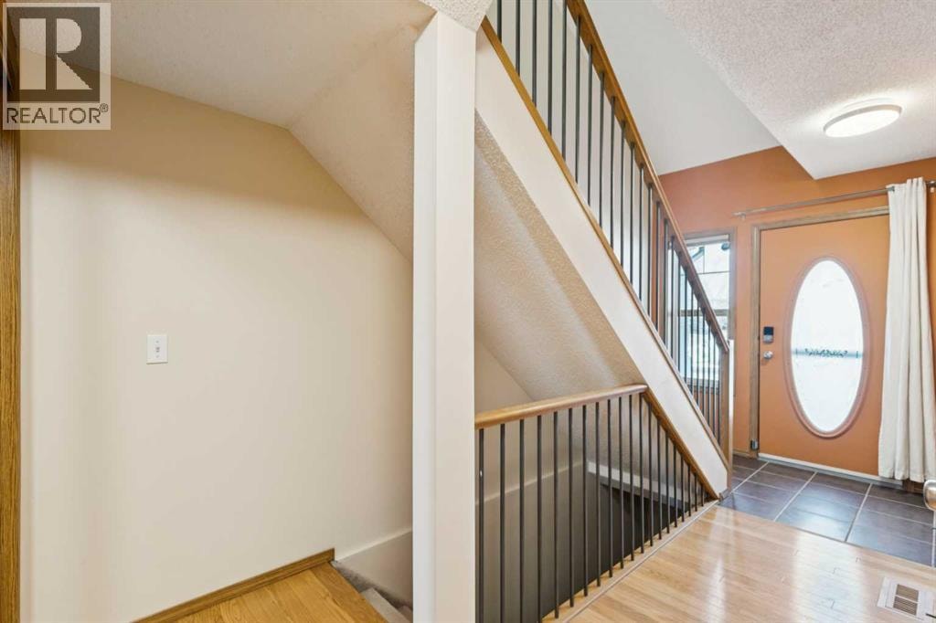 39 Country Village Circle NE — photo 3