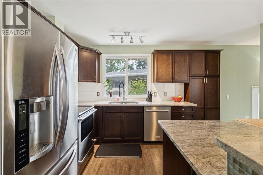 28 Cantrell Bay SW — photo 10