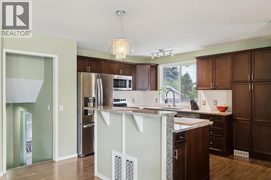 28 Cantrell Bay SW — photo 8