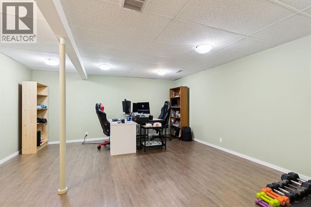 28 Cantrell Bay SW — photo 24