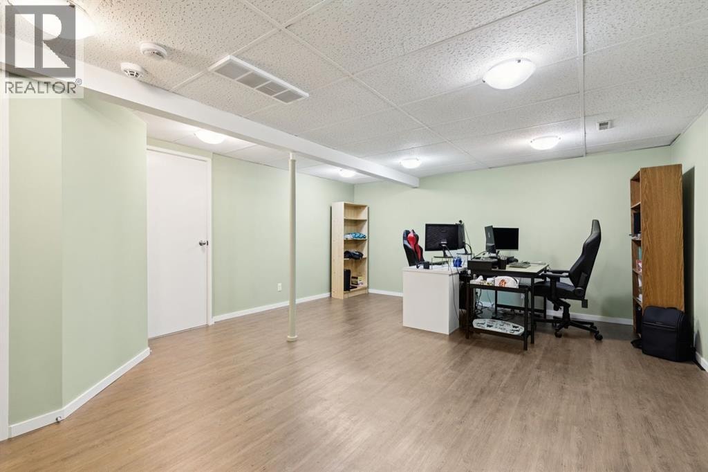 28 Cantrell Bay SW — photo 25