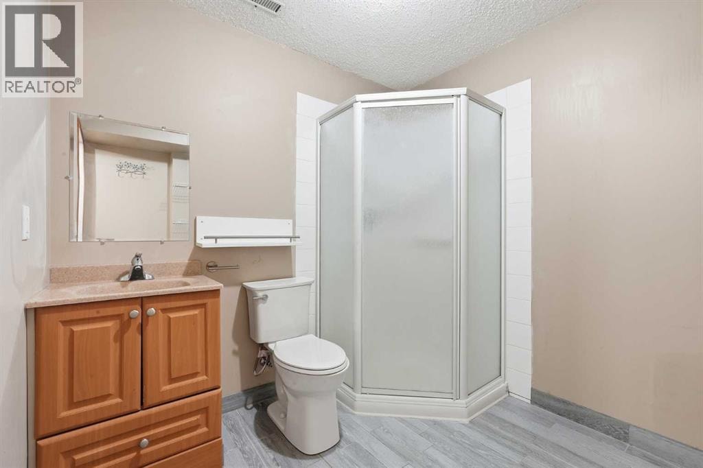 5 Coville Bay NE — photo 22