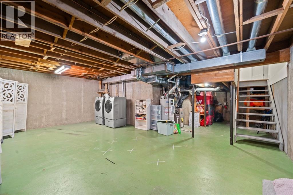 34, 10001 Brookpark Boulevard SW — photo 33