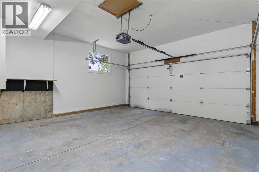 266 Shawnessy Drive SW — photo 31